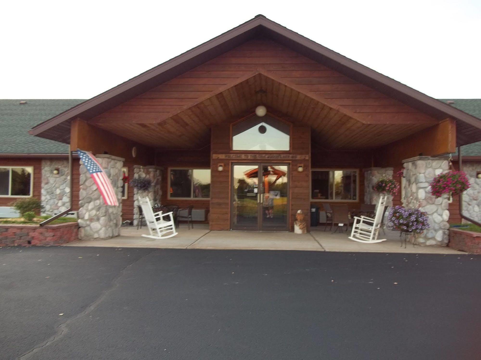 Chicaugon Lake Inn Gaastra Exterior foto